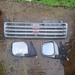 pajero mk2 mirrors & grill