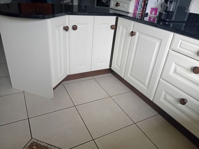 Kitchen for sale Munster Area