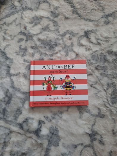 Ant and Bee and the secret