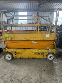 Scissor lift