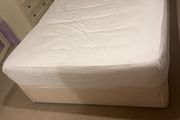 Double divan bed base with drawer