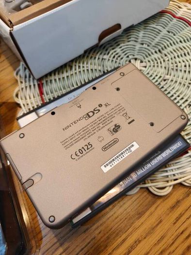 Nintendo dsi xl