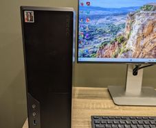 AMD Ryzen 5 5600G 16GB RAM 23" LCD 512GB NVMe Win11 Office Pro 24 WiFi Bluetooth