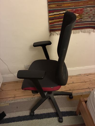 Office chair-Bisley