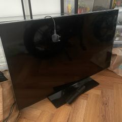 samsung 40in LED tv