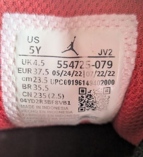 Nike Air Jordan 1 kids size 4.5