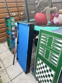 Game table