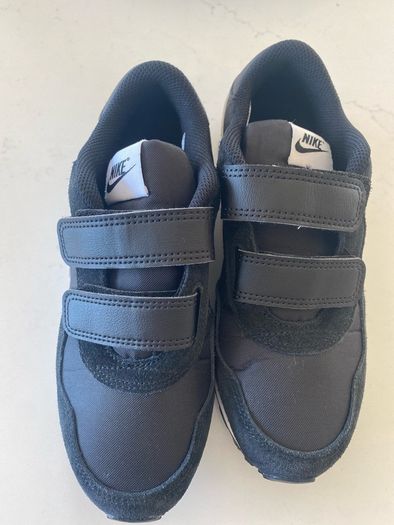 Brand new Nike runners for girls