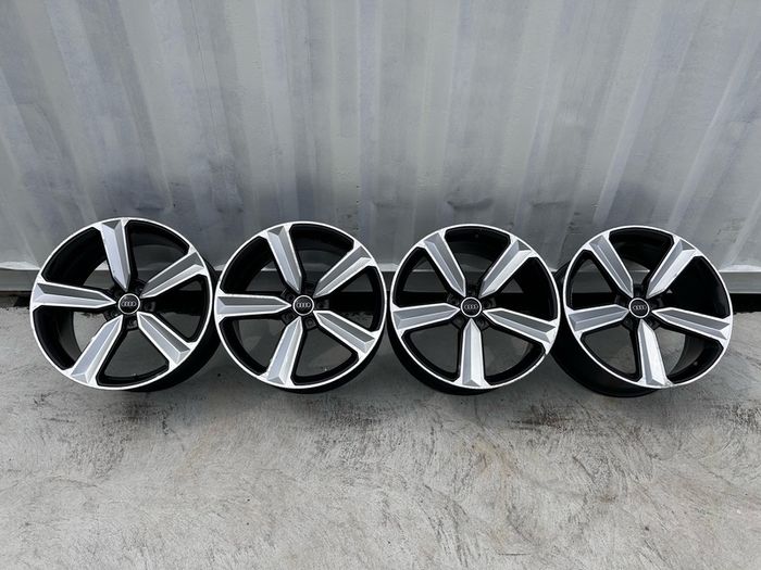 Audi Style RS4/RS5 20" Alloy Wheels