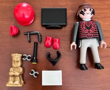 New Playmobil City Action Robber