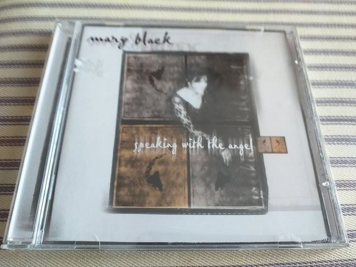 Mary Black Pack.