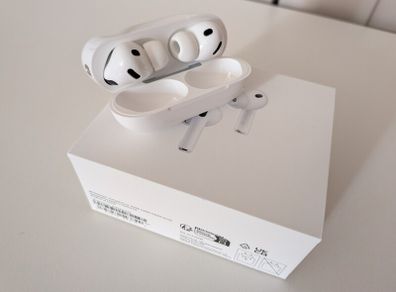Apple AirPods Pro 3 MagSafe