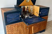 Delivery Available! Stunning Vintage Sideboard Cocktail Cabinet/Drinks Cabinet/ Sideboard