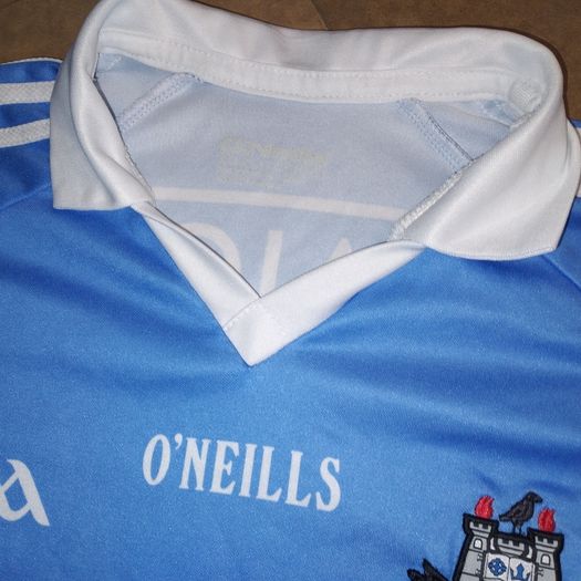 FREE POST Kids (10-11 Years) Dublin GAA Jersey Shirt Gaelic Football Hurling Baile Atha Cliath Dubs Blue Youths Childs Childrens Kids Boys Girls