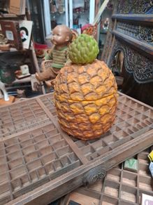Vintage Pineapple