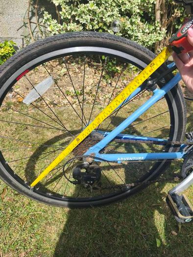 Adventure Hybrid bike 17" frame