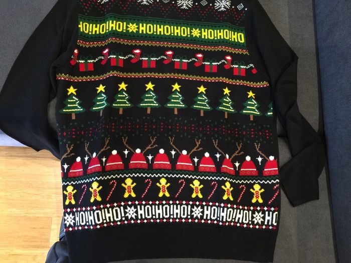 Christmas jumper Size L.