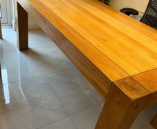 Table kitchen