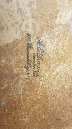 A.E.DAVIS jewellers 61a Piccadilly w.l ,,old box great condition,