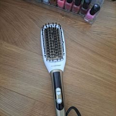 hair straightener