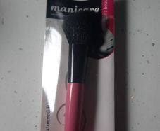 blush brush