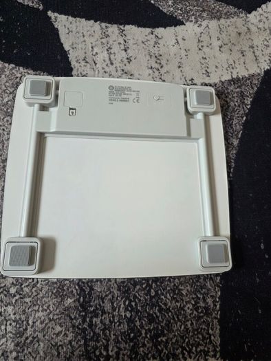 Bathroom scale