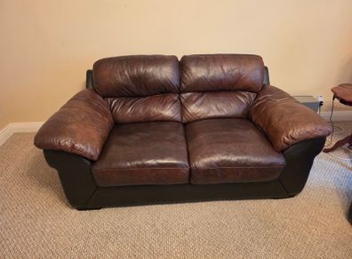 2 Couches Available