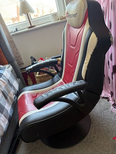 gaming chair