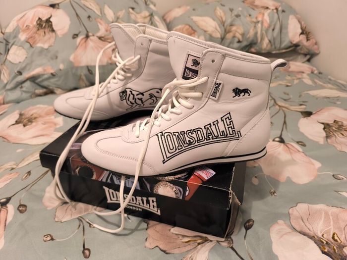 Vintage Lonsdale London "Tornado"