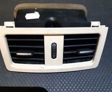 Genuine Used Rear Centre Air Vent For BMW  E60 E61. 5. Series