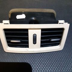 Genuine Used Rear Centre Air Vent For BMW  E60 E61. 5. Series