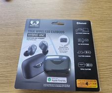 Earbuds with Hybrid ANC noise cancelling