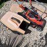 Electric Black and Decker lawnmower Image 5