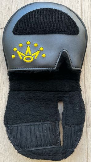 Scotty Cameron Phantom mid-mallet headcover