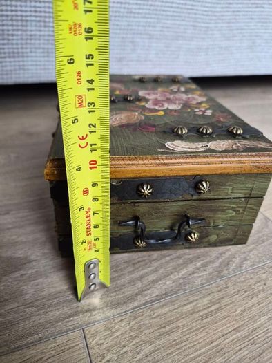 Hand paint Storage/Jewelry Box