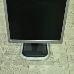 19" Computer Monitor