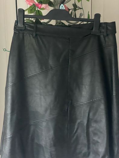 skirt Bnwt relish boutique brand size 46(16) Aline leather look skirt