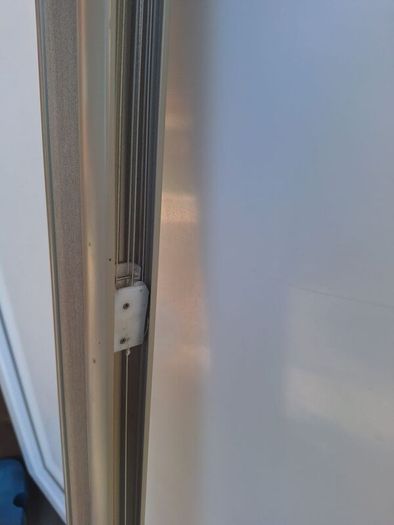 blinds beige colour
