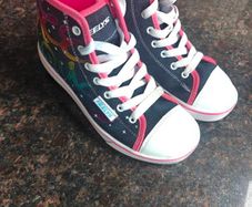 Heelys Size 3