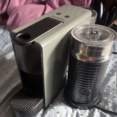 nespresso coffee machine & milk frother