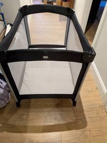 travel cot