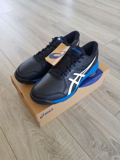 Mens Sports Shoes UK Size 11