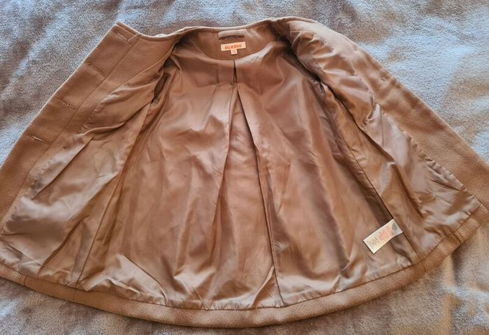 girls tan brown coat
