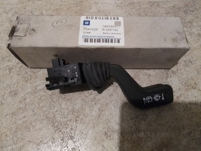Opel New Wiper Switch.