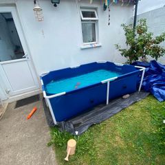 Pool (almost as new)
