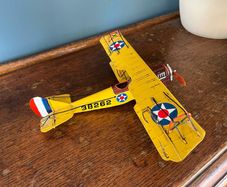 Model Bi-Plane