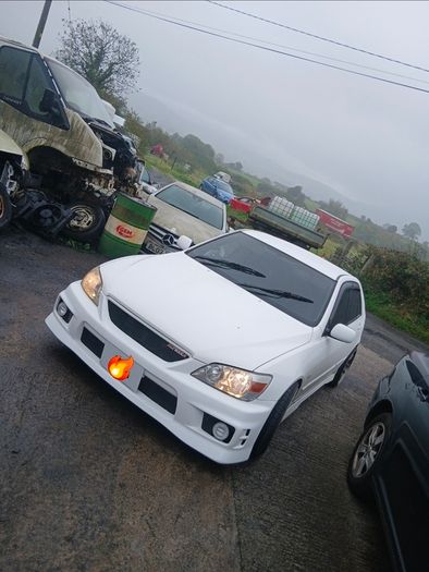 2003 Toyota Altezza