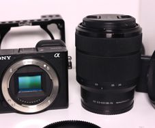 Sony a6500 & Sony FE 28-70mm OSS Lens , Full Kit, Box & 3 Batteries