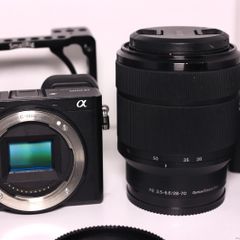 Sony a6500 & Sony FE 28-70mm OSS Lens , Full Kit, Box & 3 Batteries