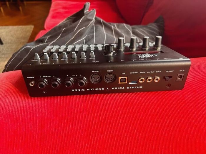 Erica Synth LXR-02